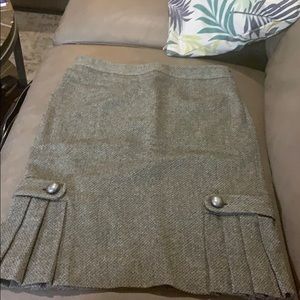 Banana Republic wool size 4 skirt